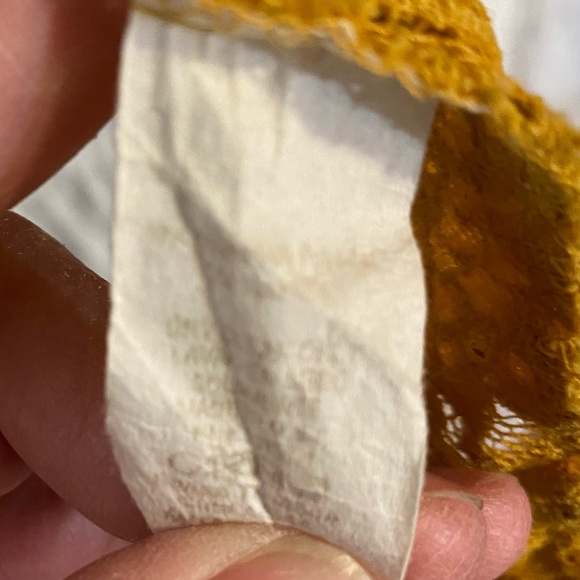 Audrey 3+1 gold floral lace top, unknown size, I suspect SZ M,sleeves are narrow - Picture 6 of 6